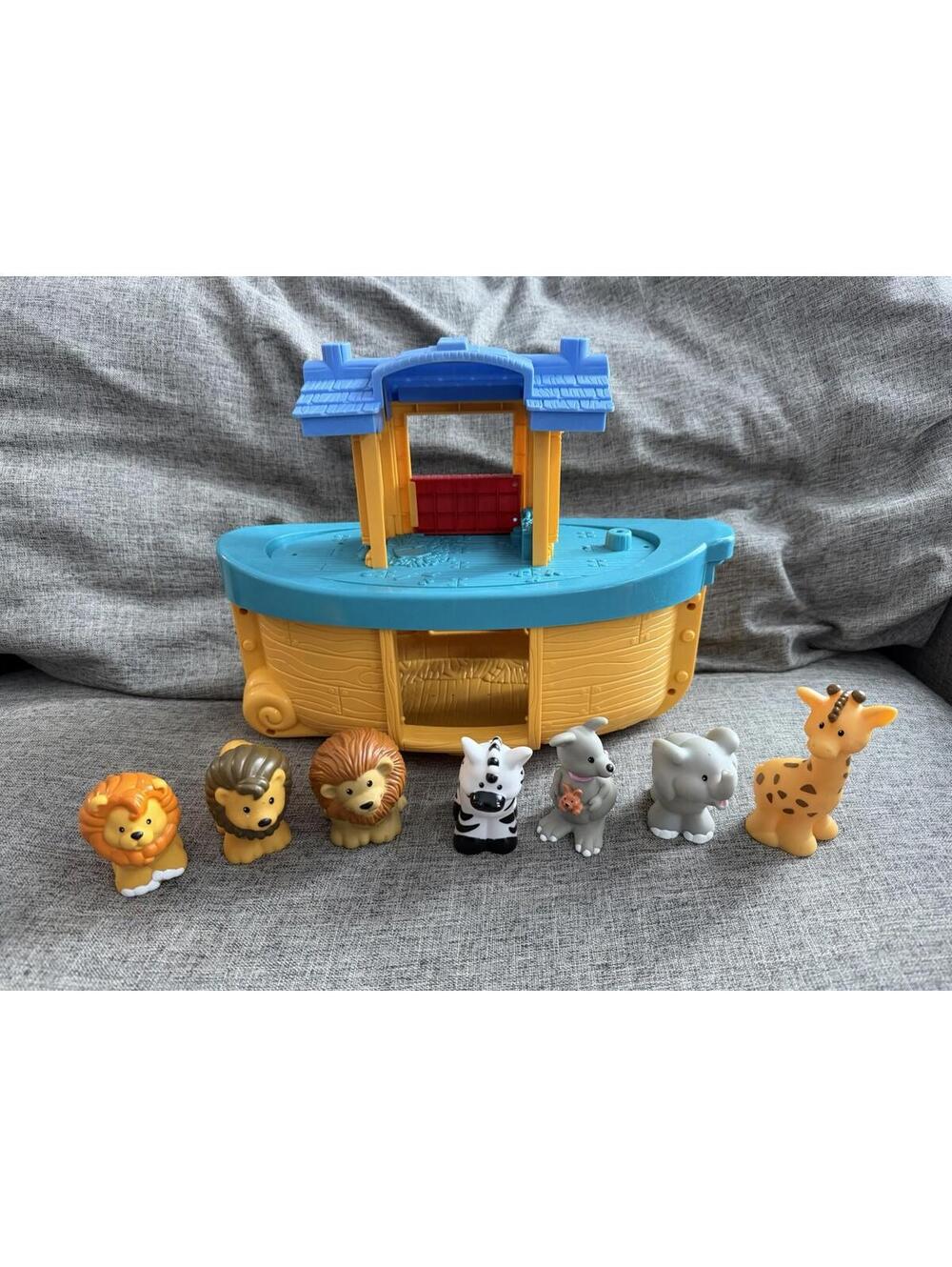 Fisher Price Little People Noahs Ark Set With 7 Animals